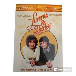 NIP Laverne & Shirley Complete Season One DVD 3-disc set